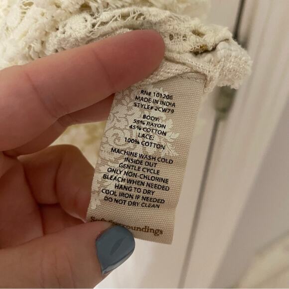 SOFT SURROUNDINGS • Cream Fringe Saturday Stroll Tunic Top - Picture 6 of 7